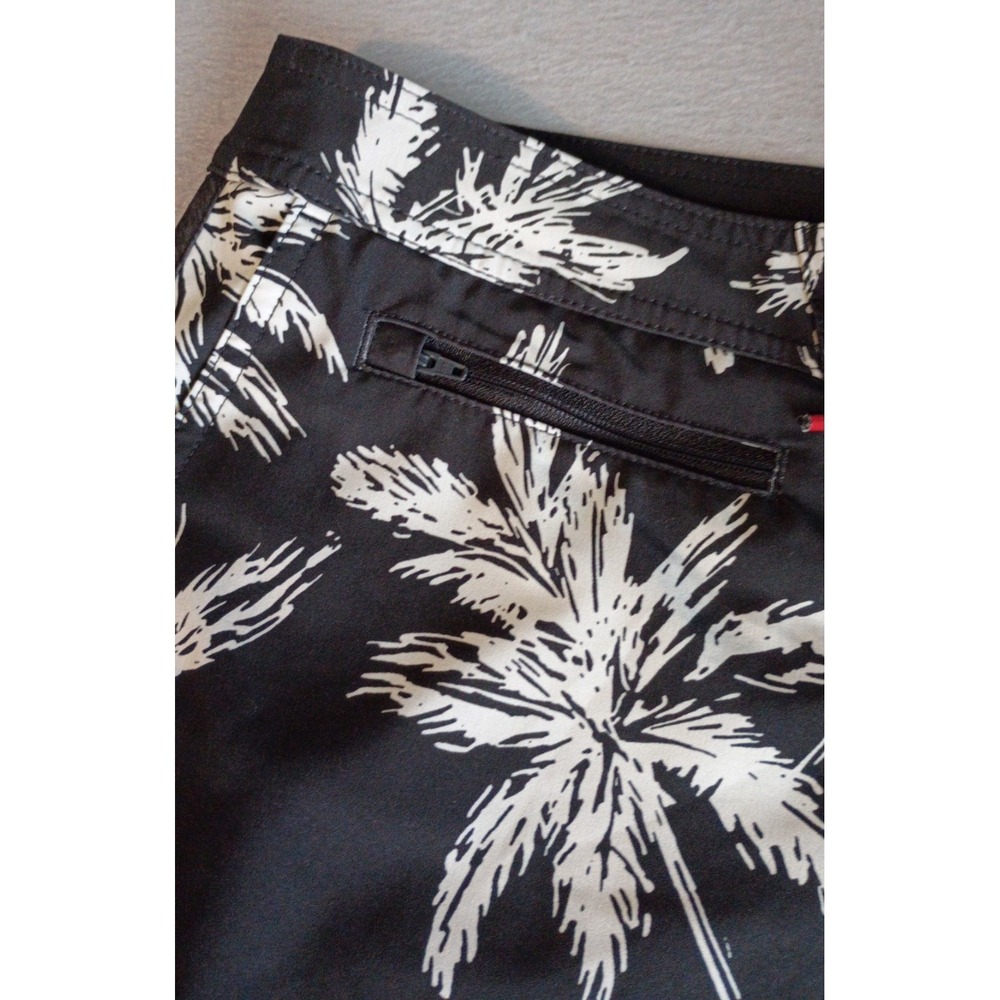 American Eagle Men's Size Large Swim Board Shorts Tropical Print Black/White - Picture 11 of 14
